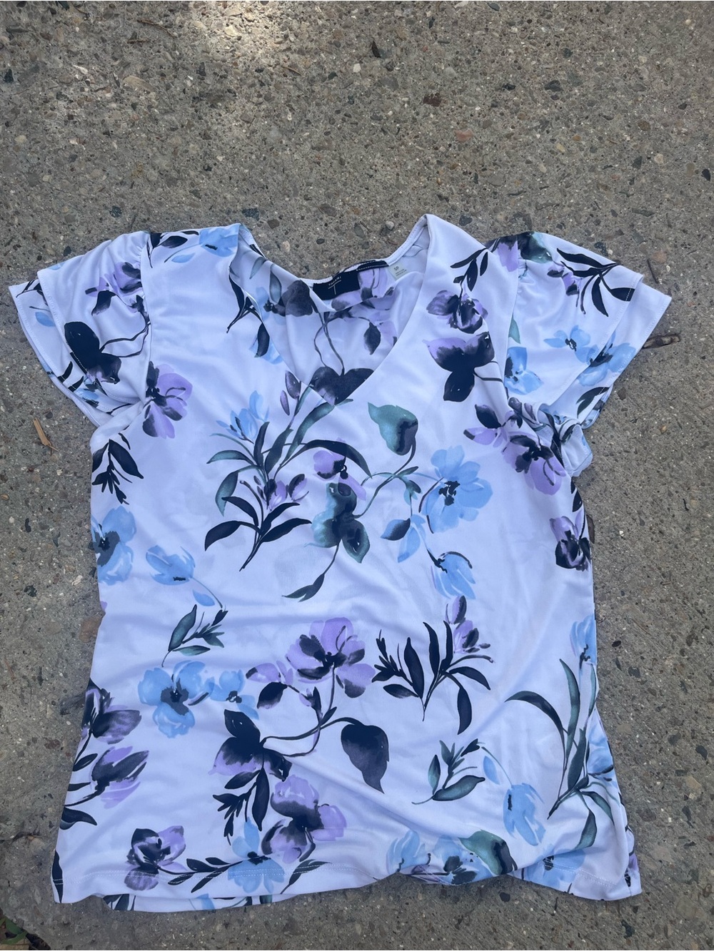 Women's Floral V-Neck Top in White with Blue & Purple Flowers